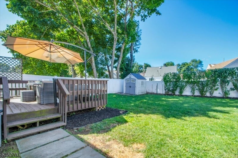 73 Burnside Pl