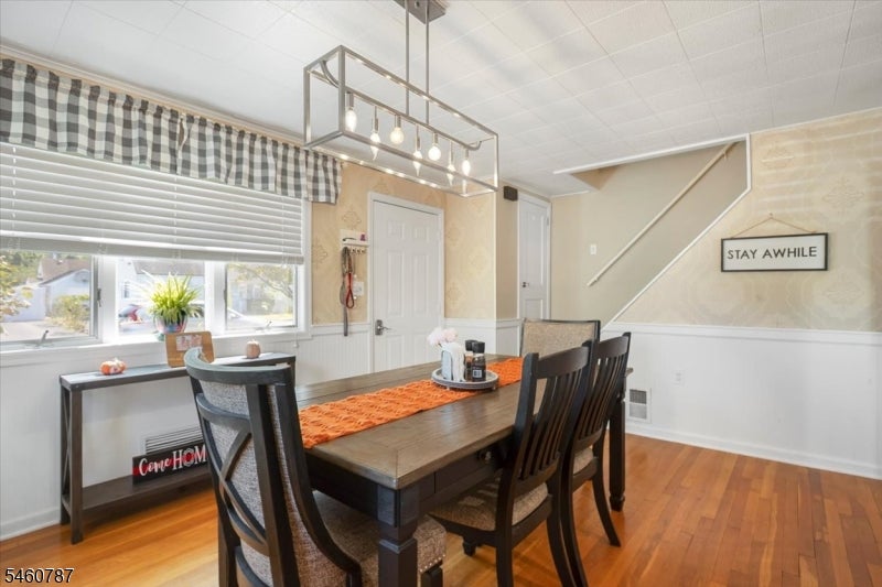 73 Burnside Pl