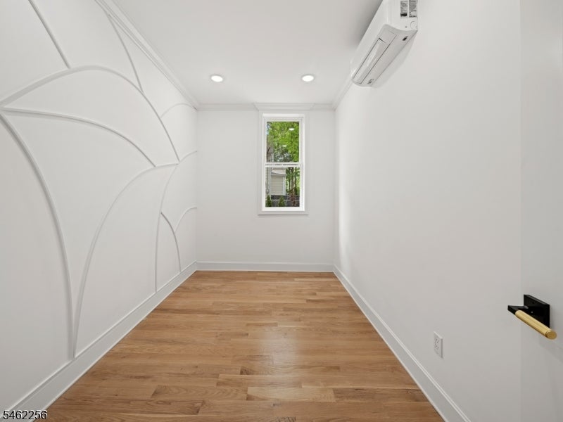 9 Morse Ave 1
