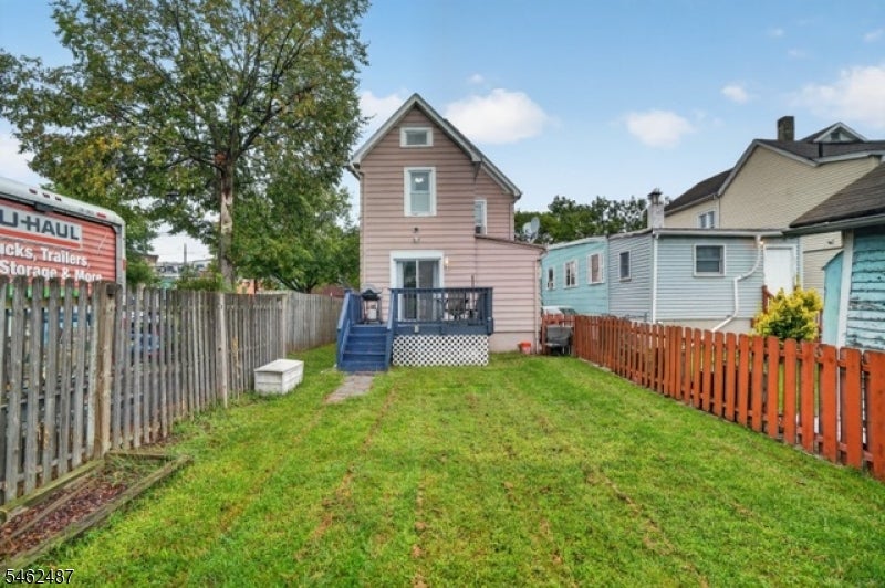 351 Willow Ave