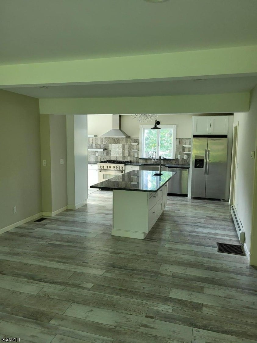 47 River Rd