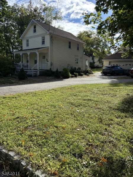 47 River Rd