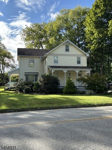 47 River Rd