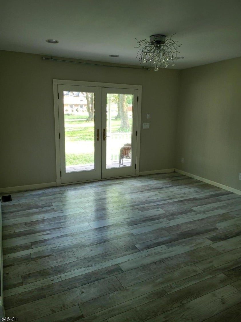 47 River Rd