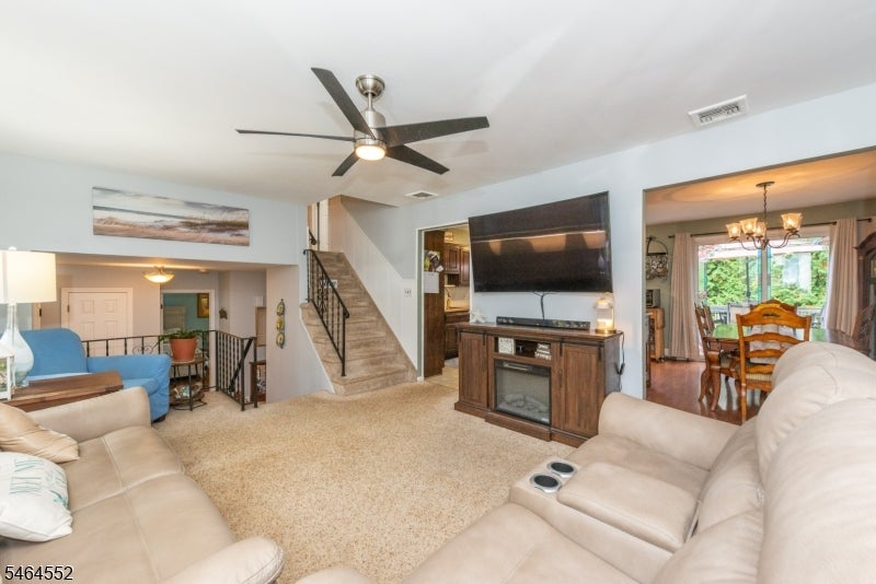 195 Vreeland Rd