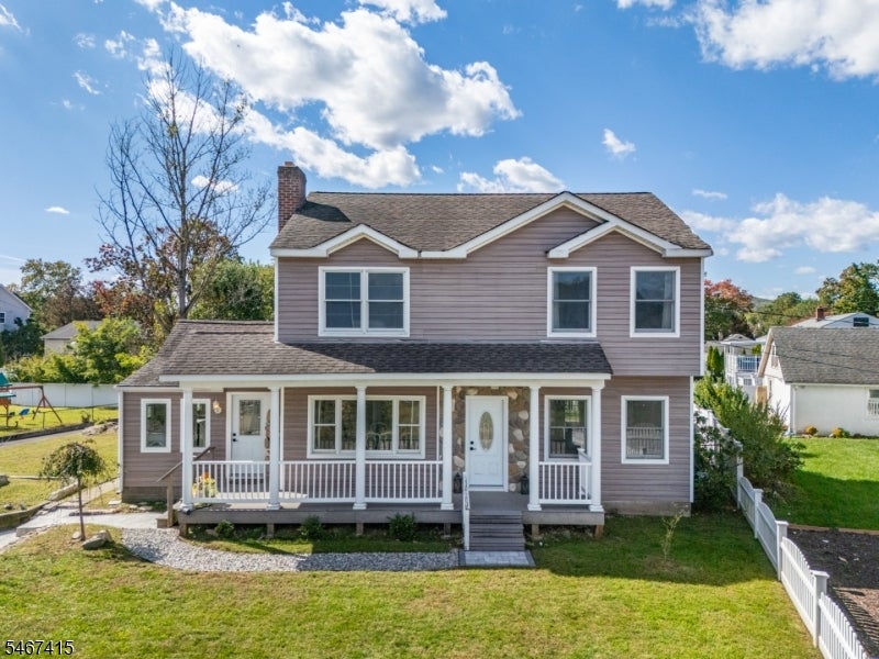 308 Pine St