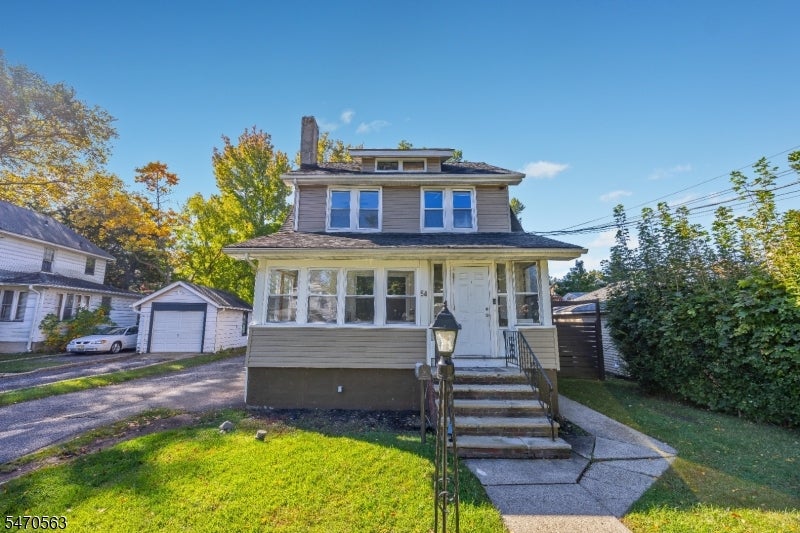 54 Bogert St