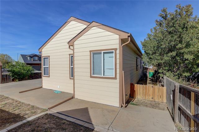 9864 Kenton Circle