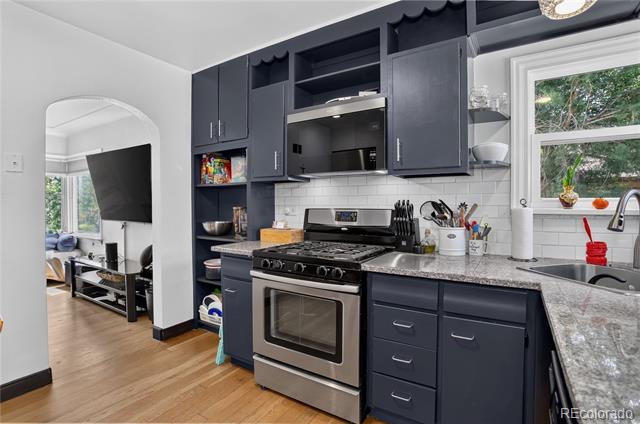 4737 Beach Court