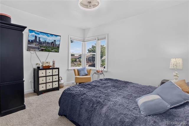 4737 Beach Court