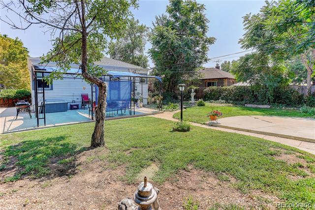 4737 Beach Court