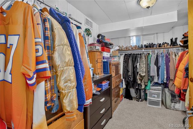 4737 Beach Court