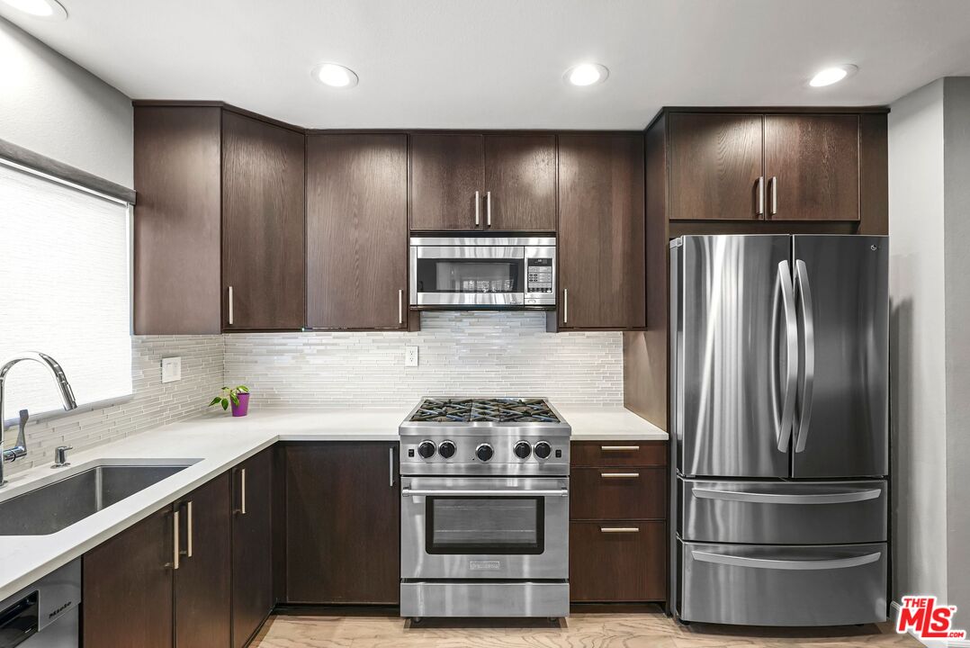 1013 16th St Unit: 101