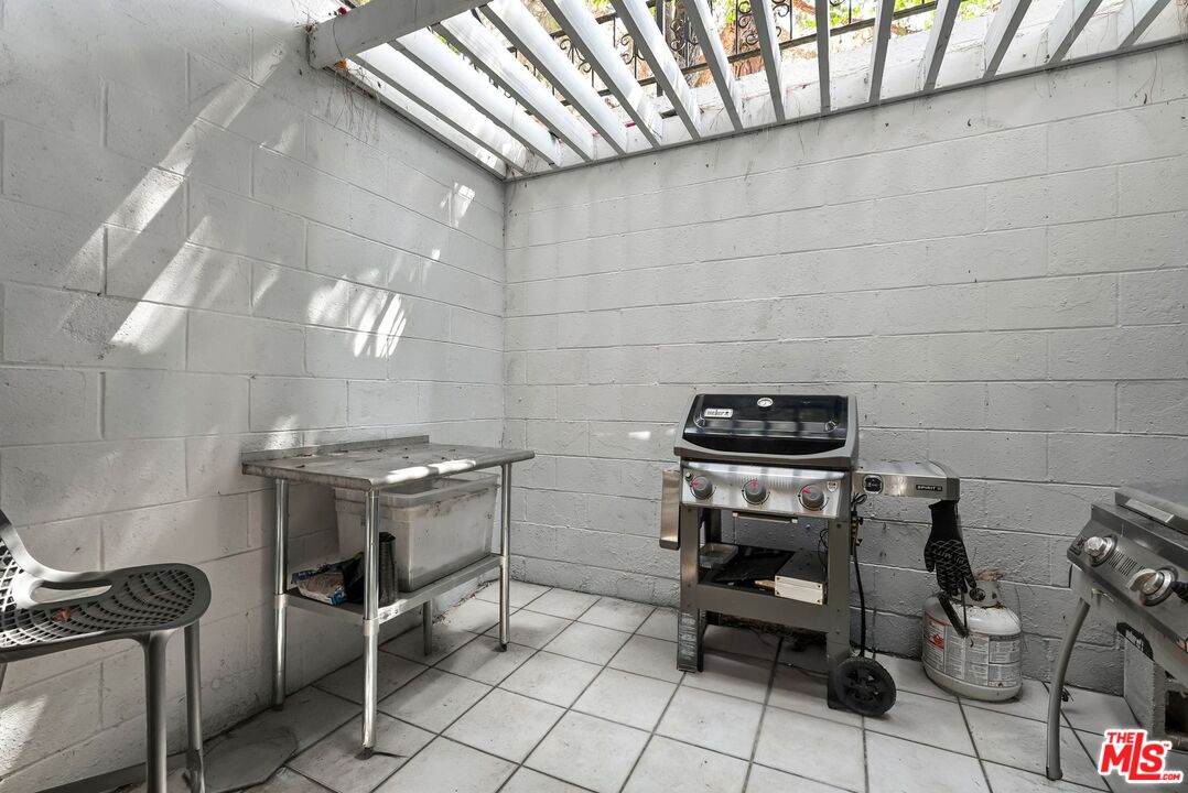 1013 16th St Unit: 101