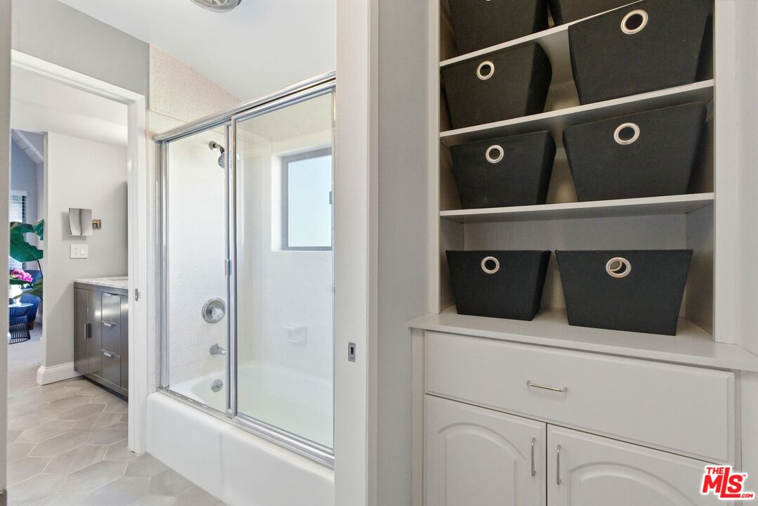 1013 16th St Unit: 101