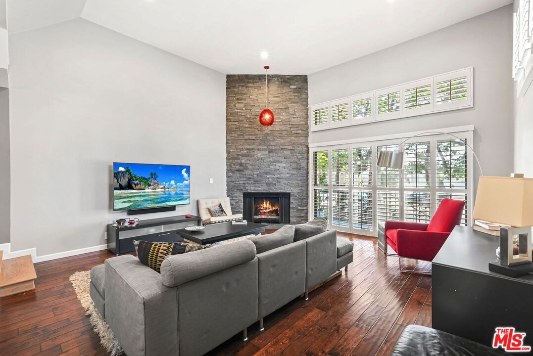 1013 16th St Unit: 101