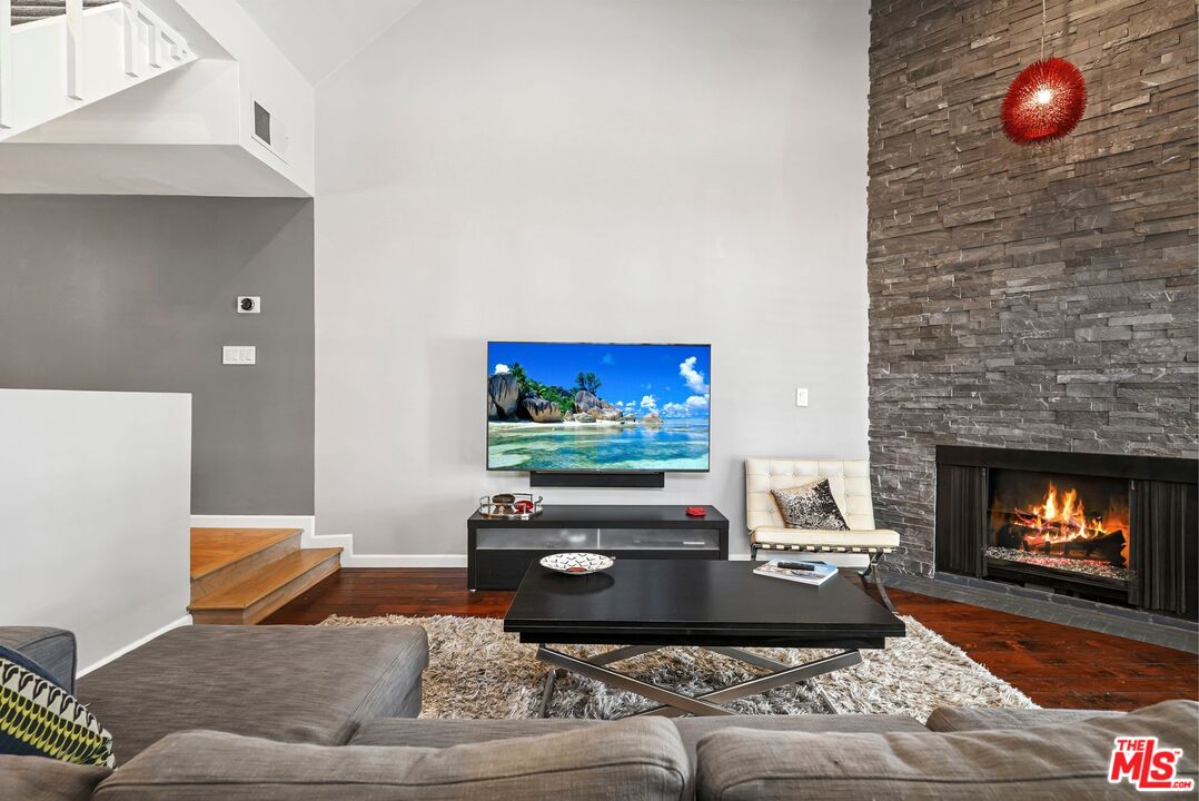 1013 16th St Unit: 101