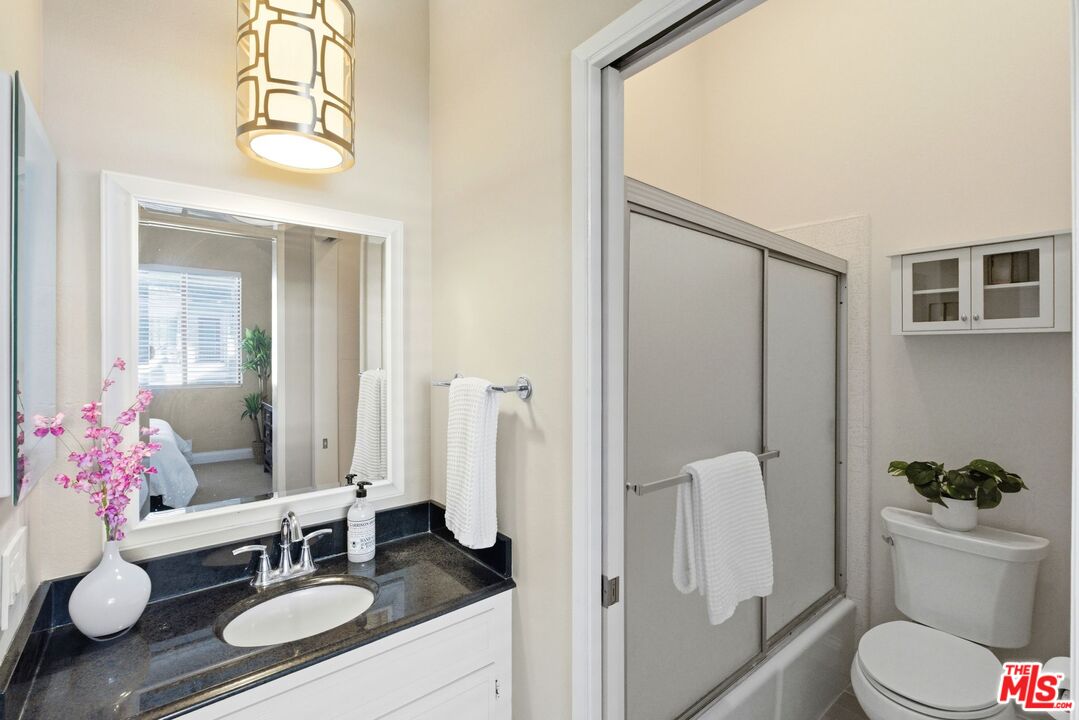 1013 16th St Unit: 101