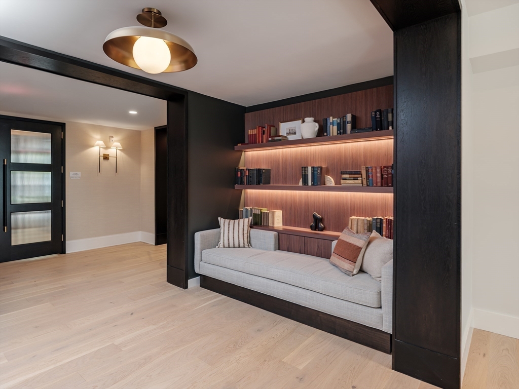 100 Linden Street # 105