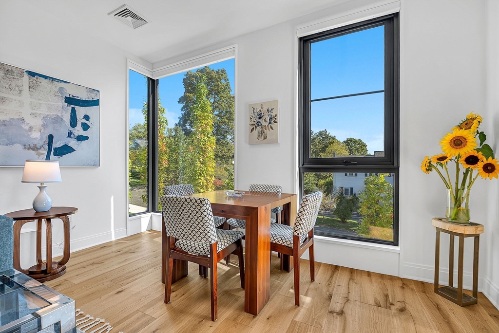 100 Linden Street # 105