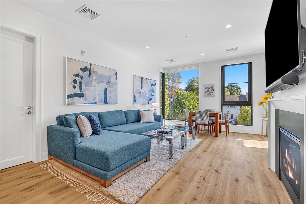 100 Linden Street # 105