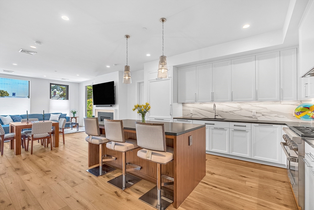 100 Linden Street # 105