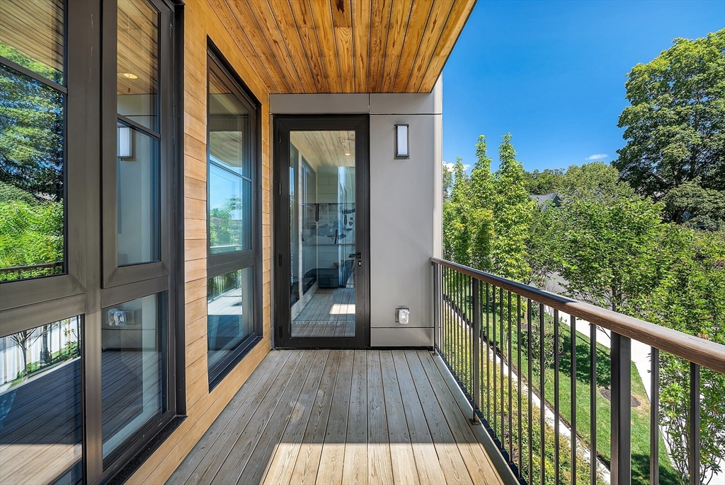 100 Linden Street # 105