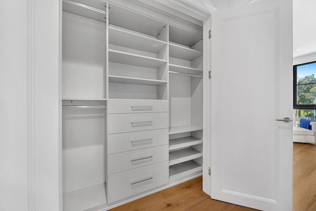 100 Linden Street # 105