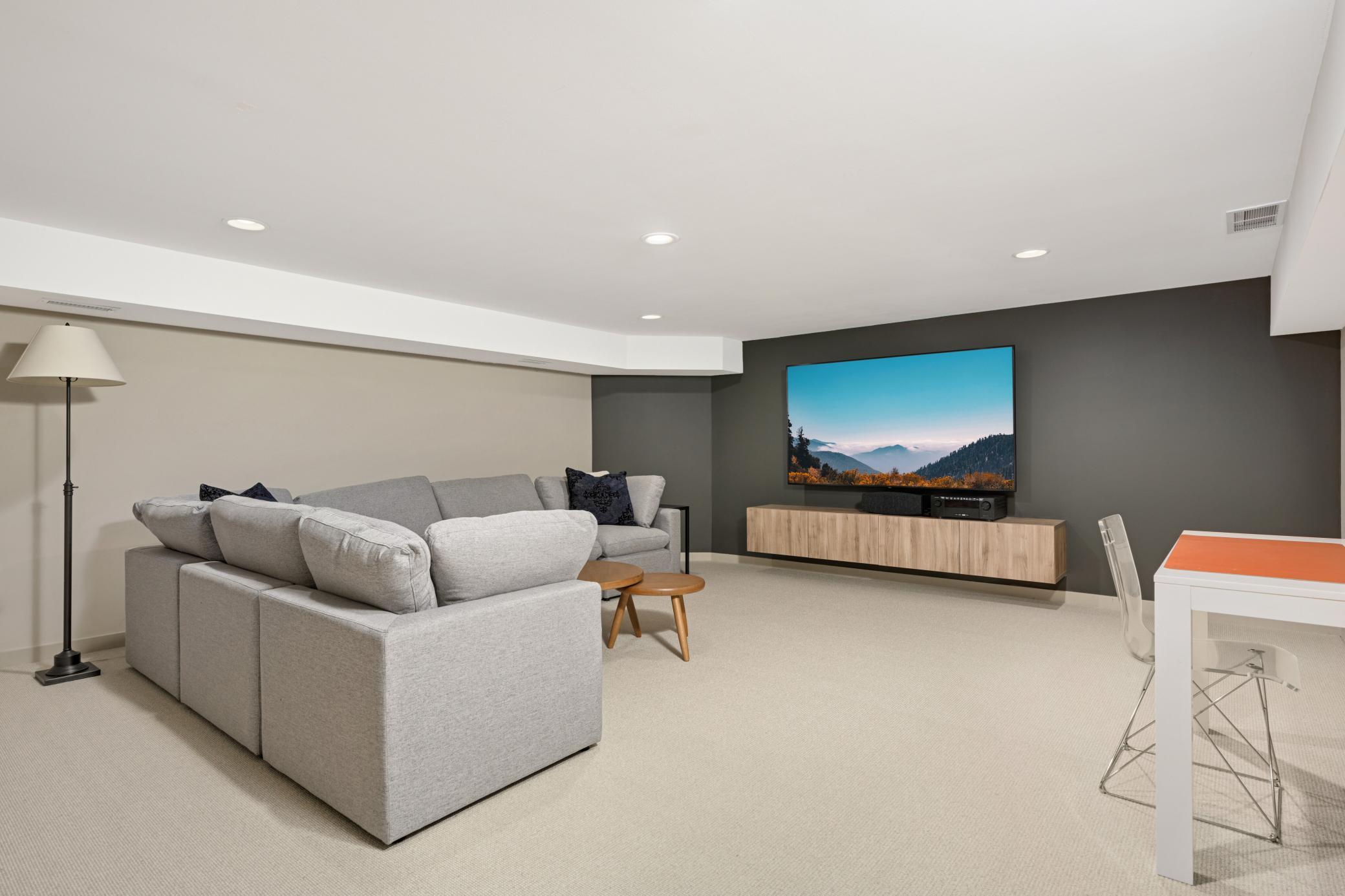 3175 Maplewood Road