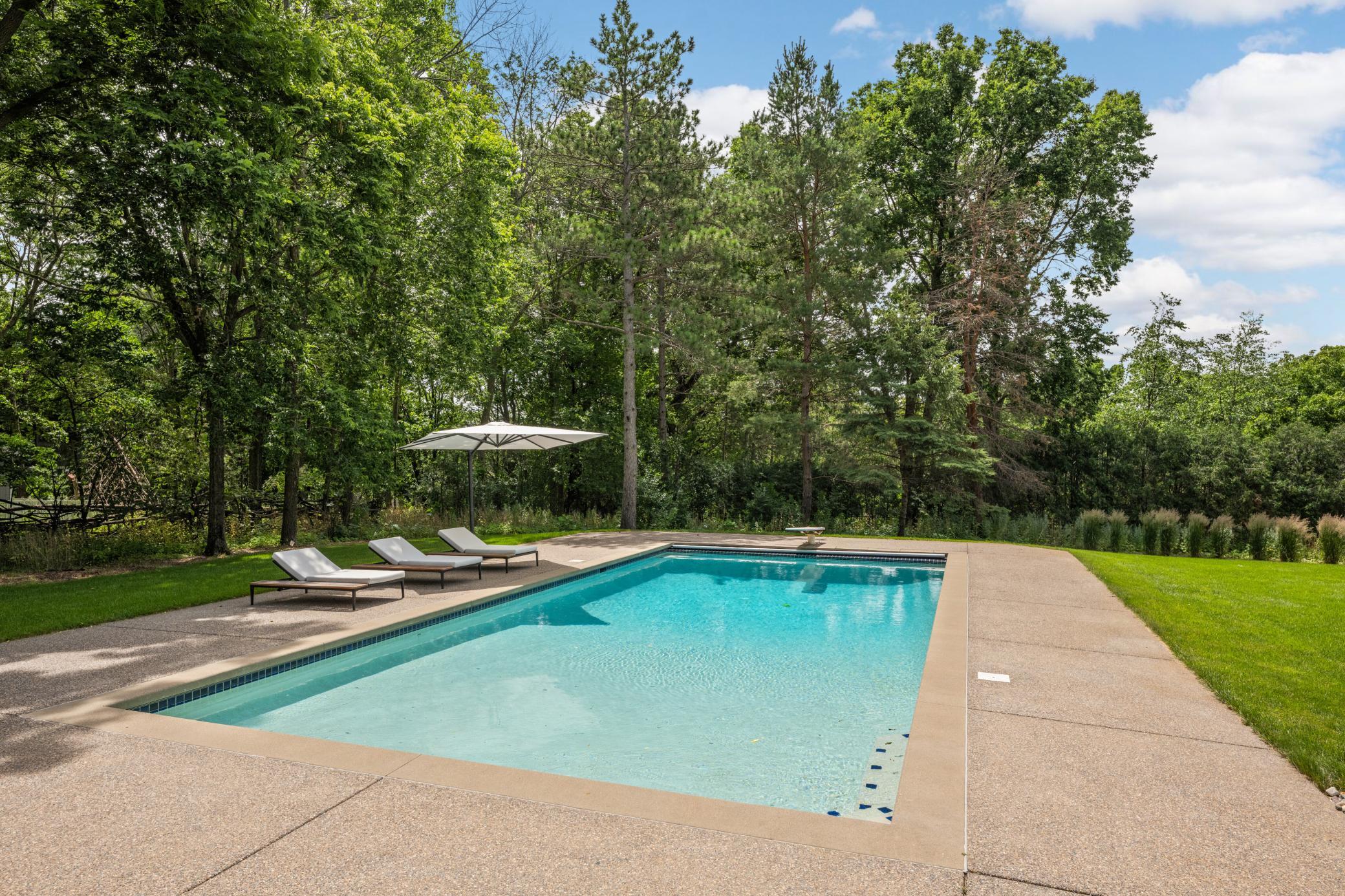 3175 Maplewood Road