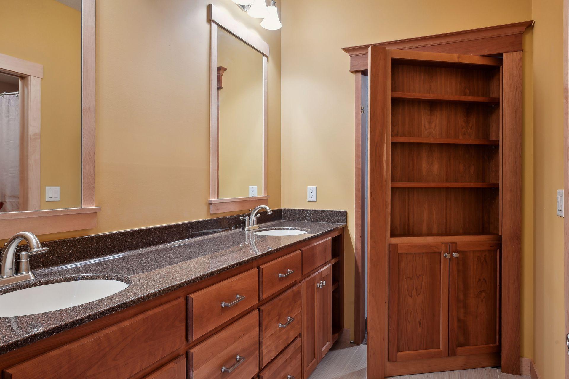 9991 Vagabond Court N