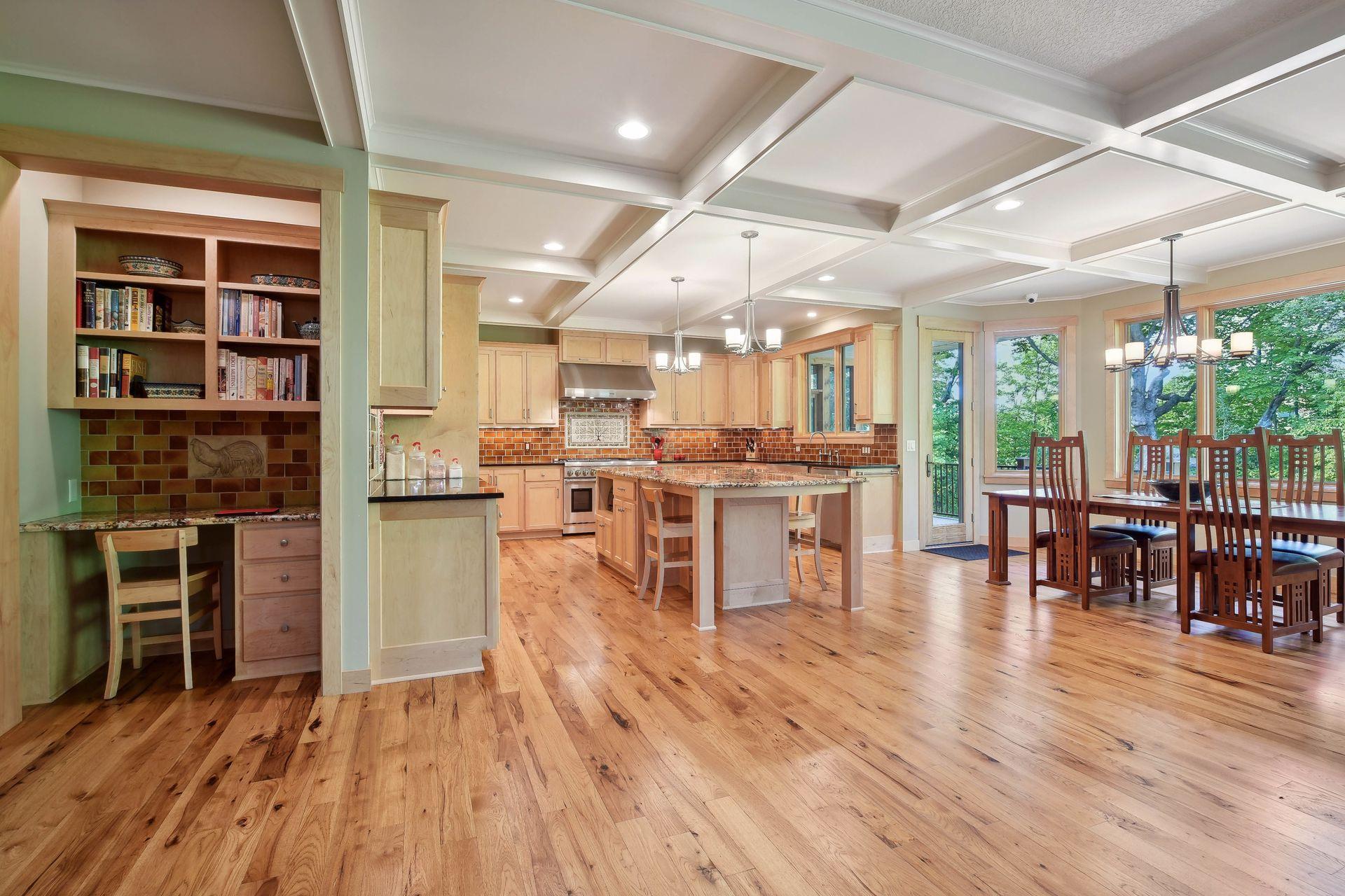 9991 Vagabond Court N