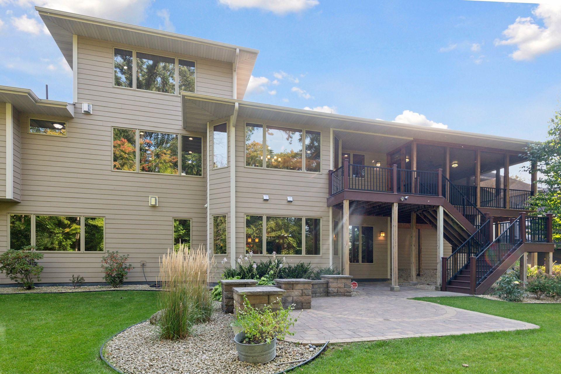 9991 Vagabond Court N