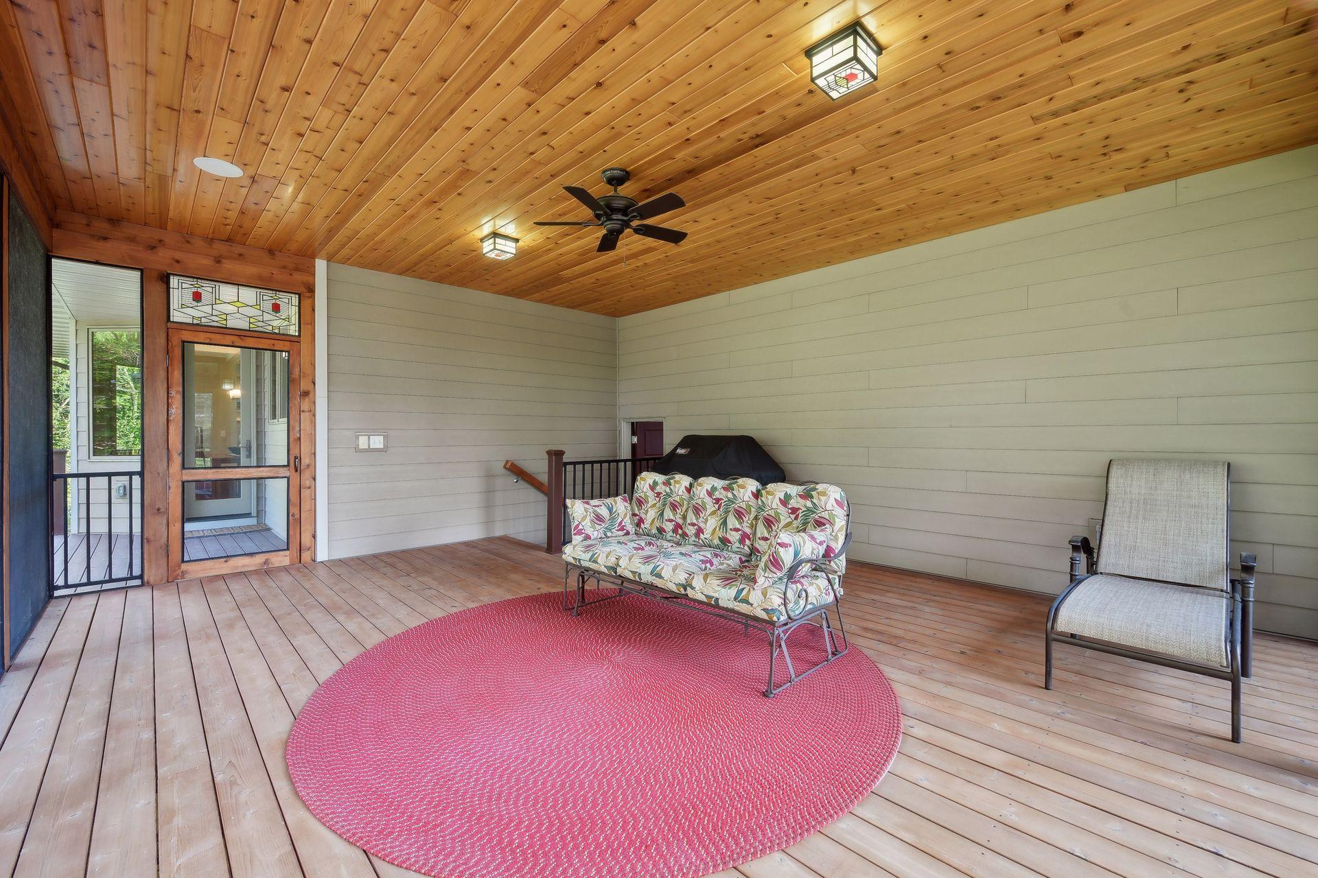 9991 Vagabond Court N