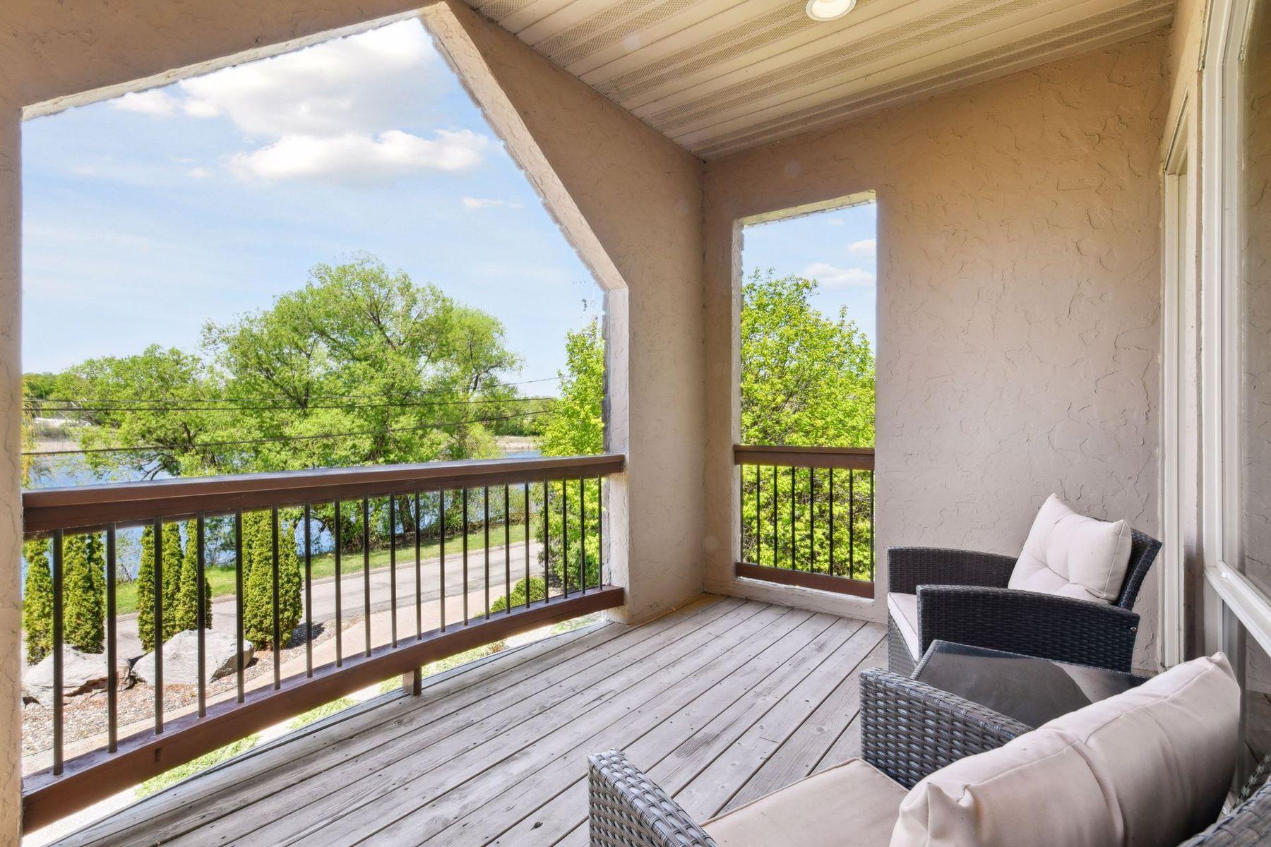 205 Woodpecker Ridge Road
