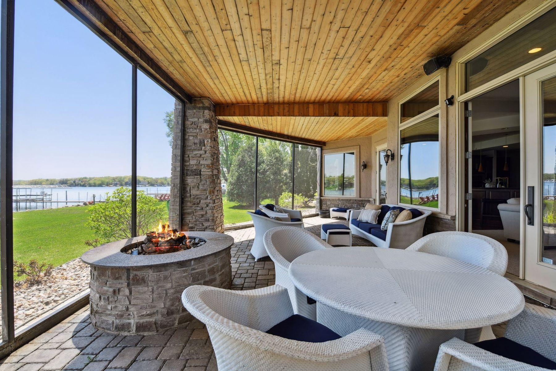 205 Woodpecker Ridge Road