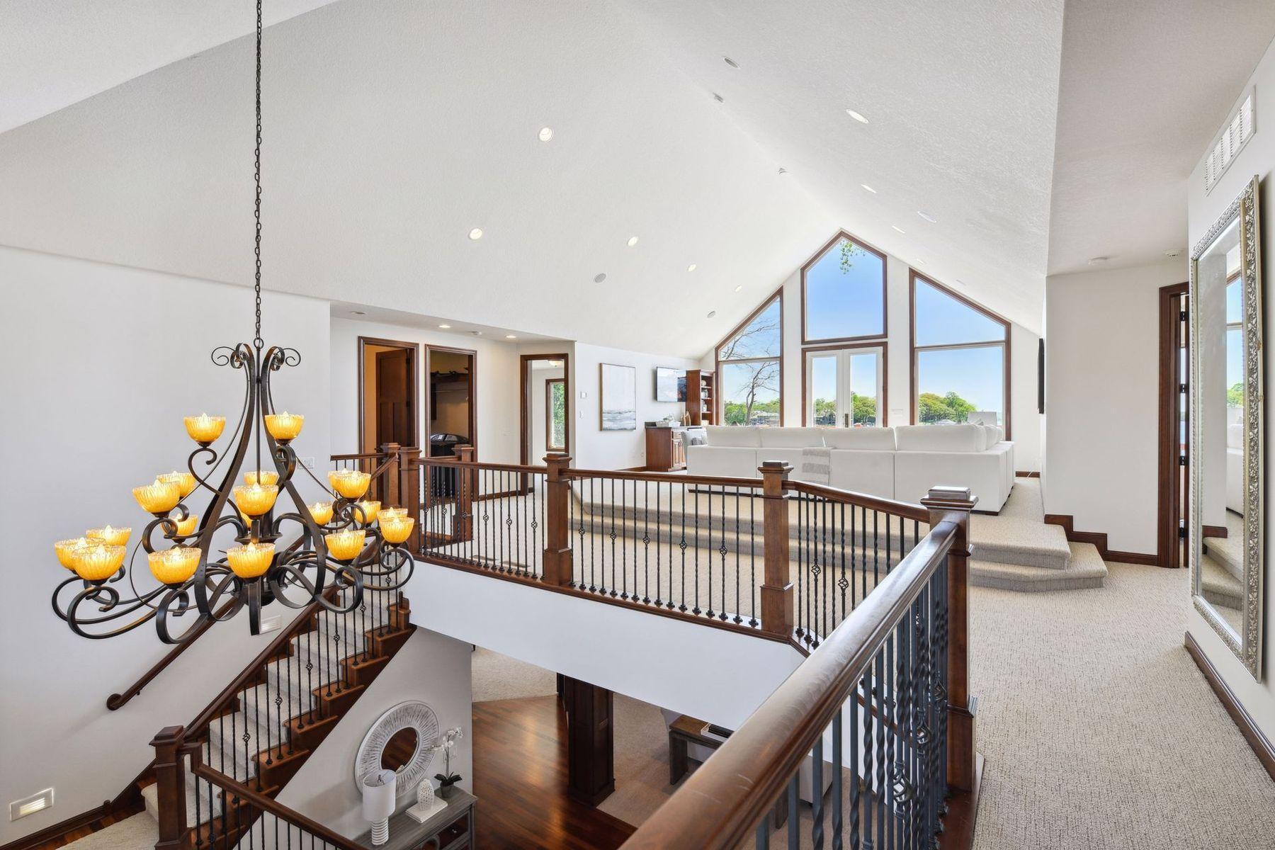 205 Woodpecker Ridge Road