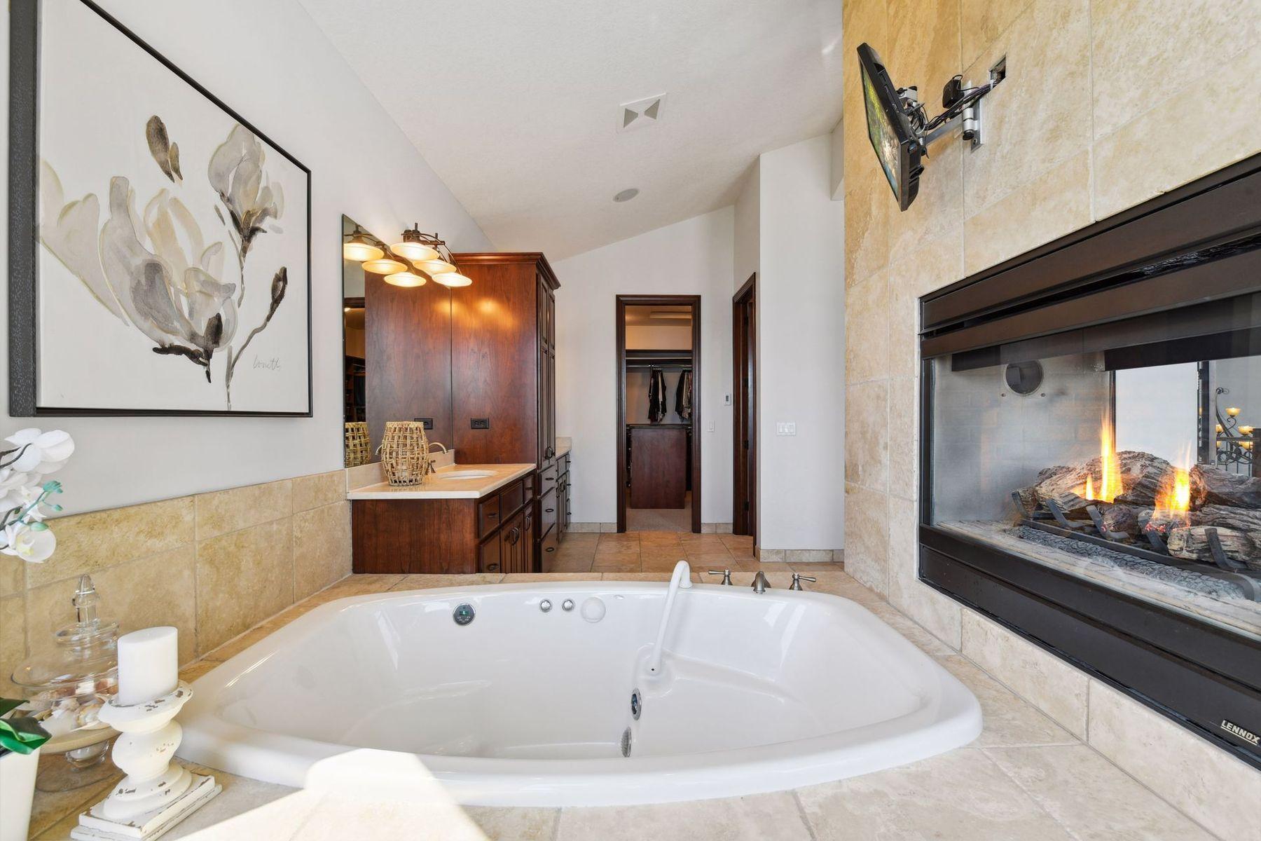 205 Woodpecker Ridge Road