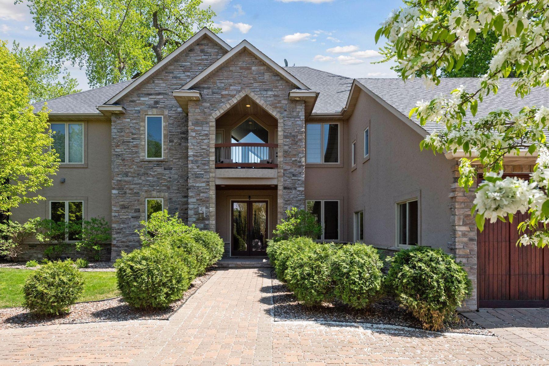 205 Woodpecker Ridge Road