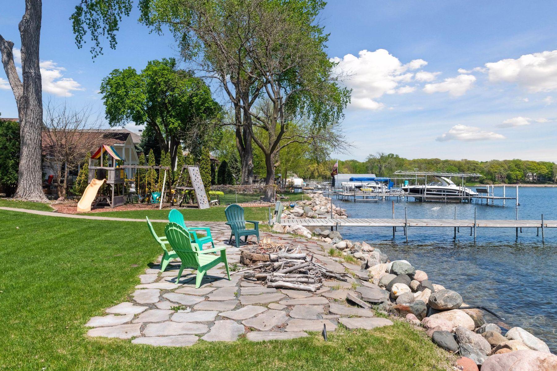 205 Woodpecker Ridge Road