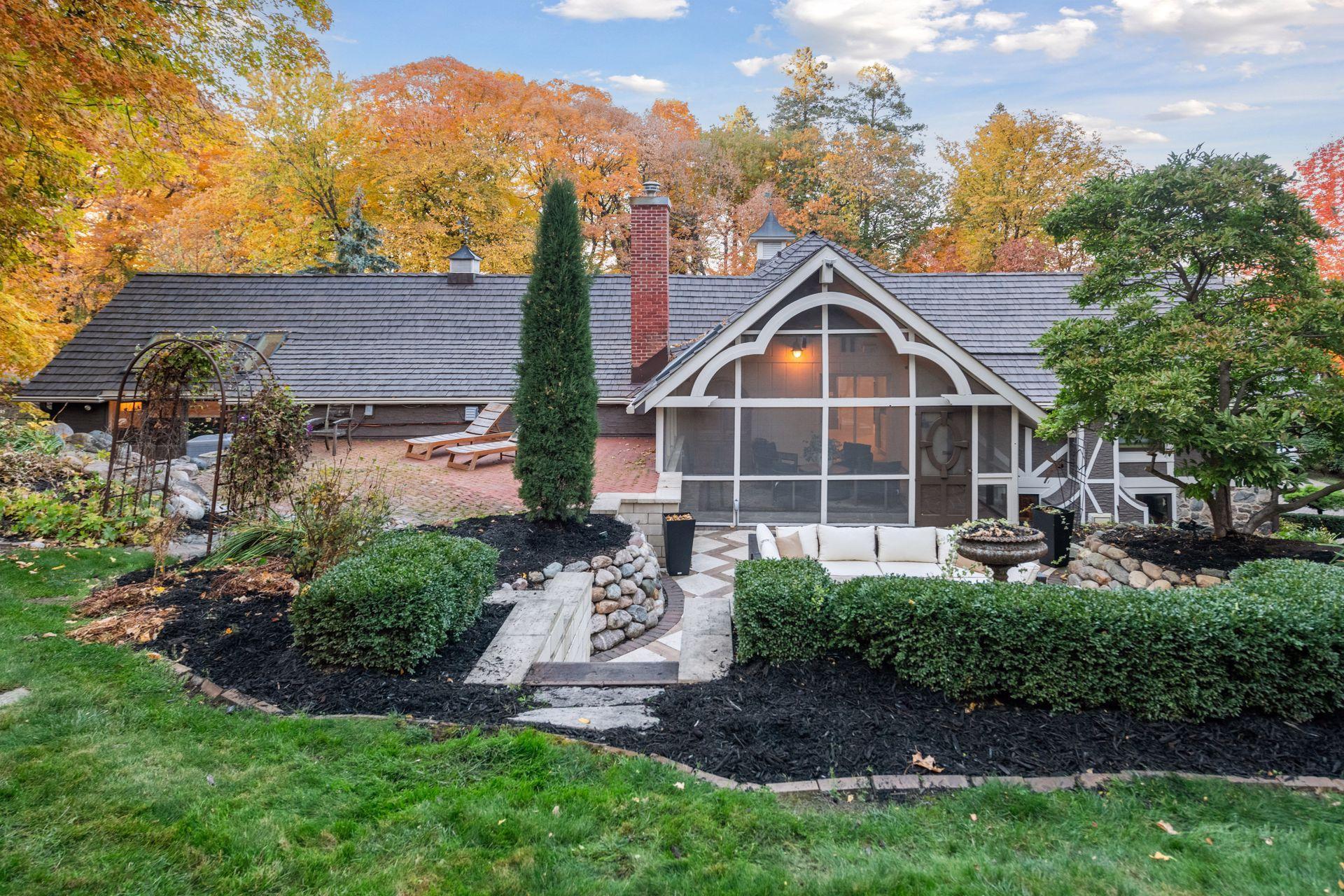 4714 Baycliffe Drive
