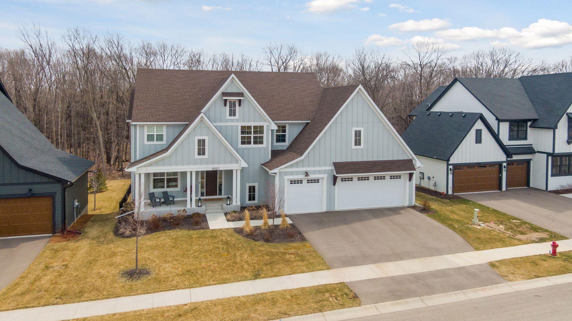 4590 Sunset Lane