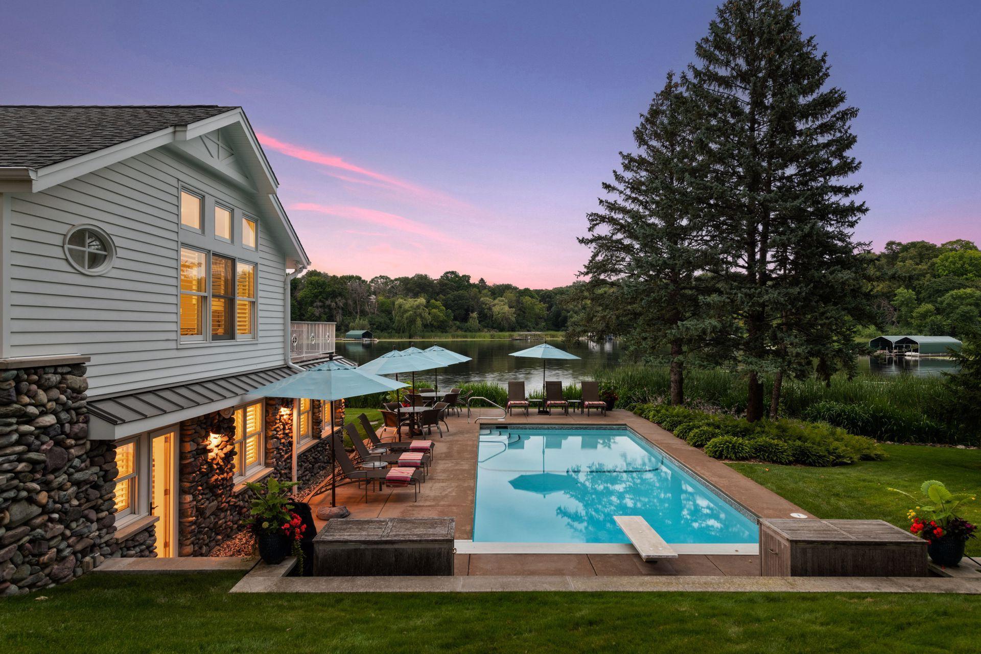 513 Ferndale Road W
