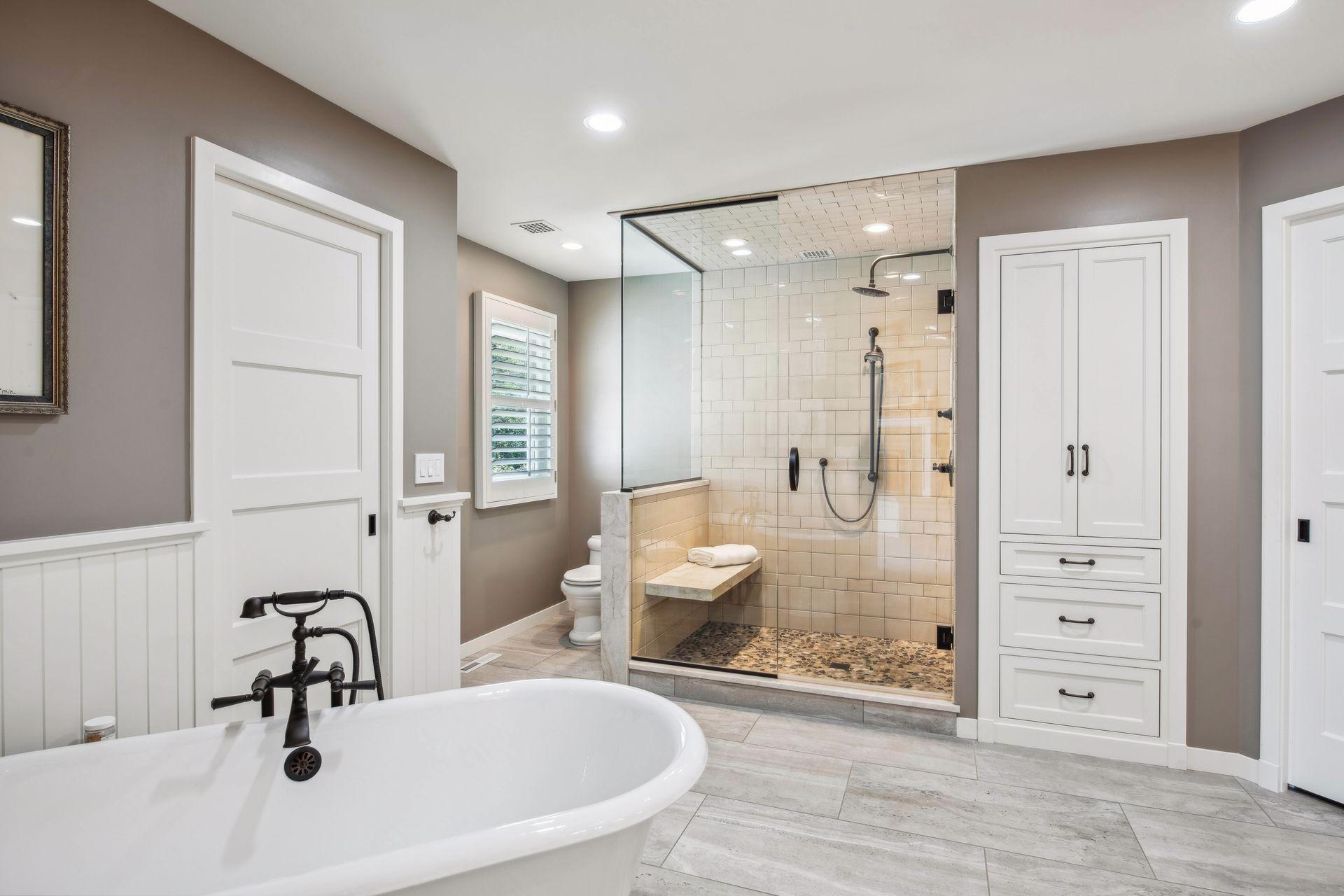 513 Ferndale Road W
