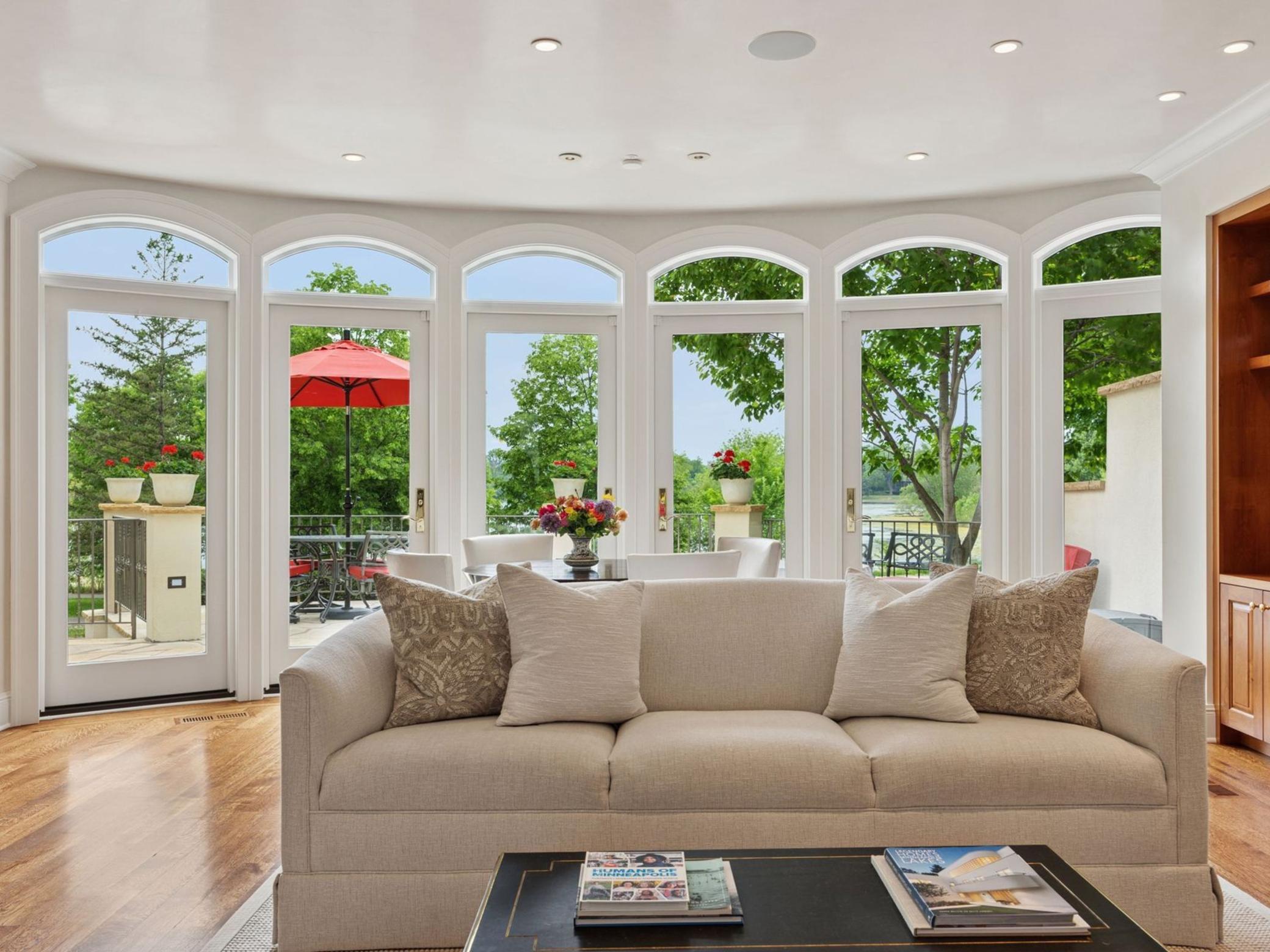 2683 E Lake Of The Isles Parkway