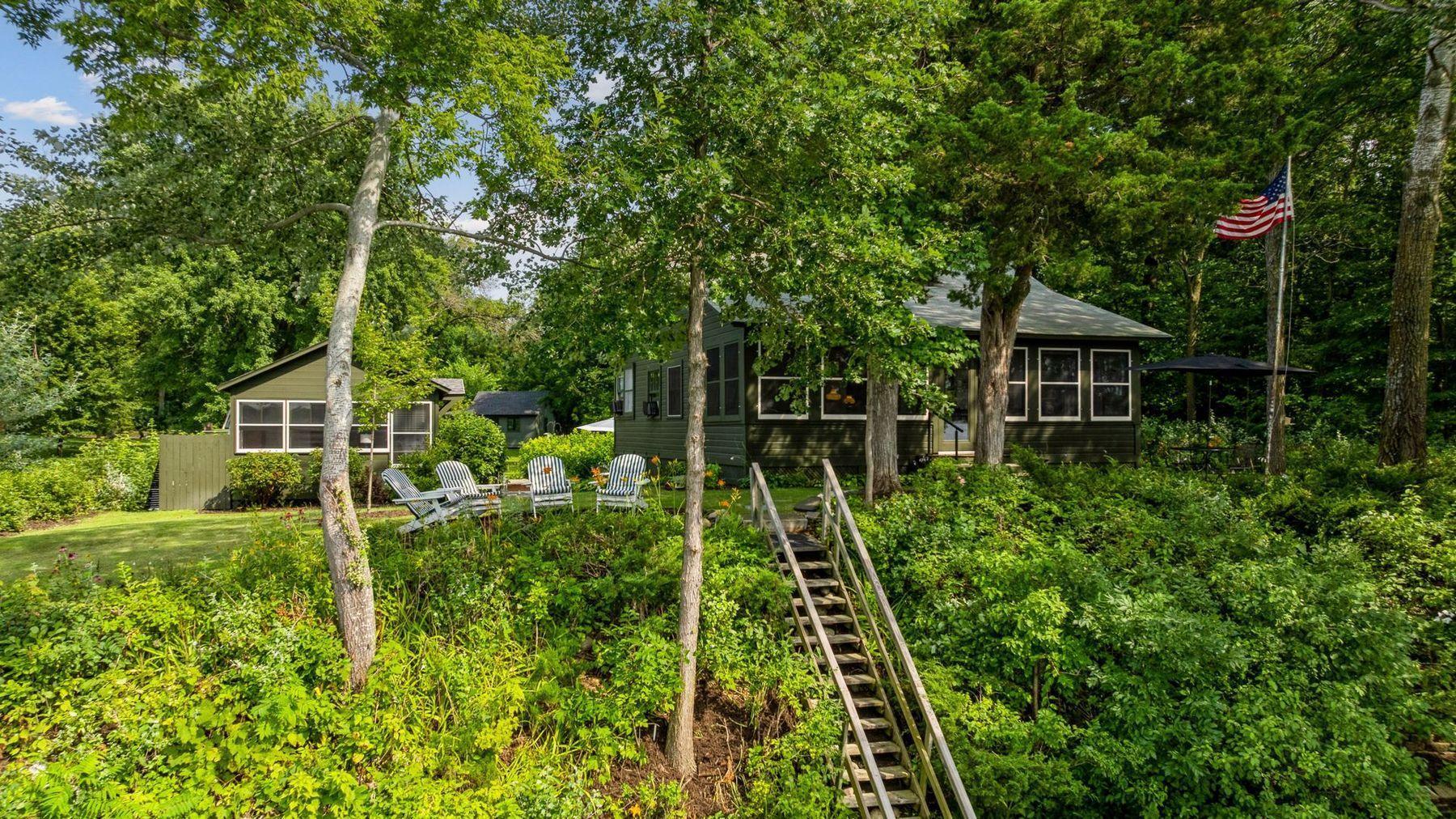 4793 Crane Island