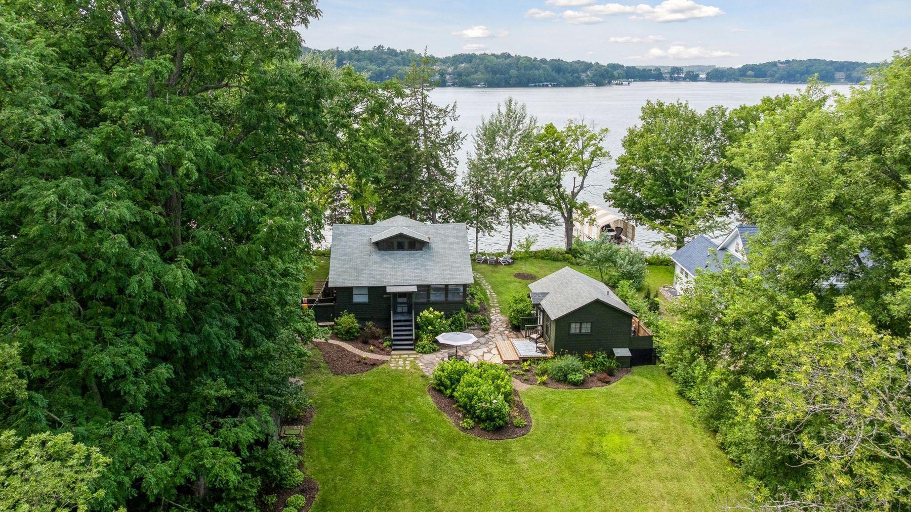4793 Crane Island