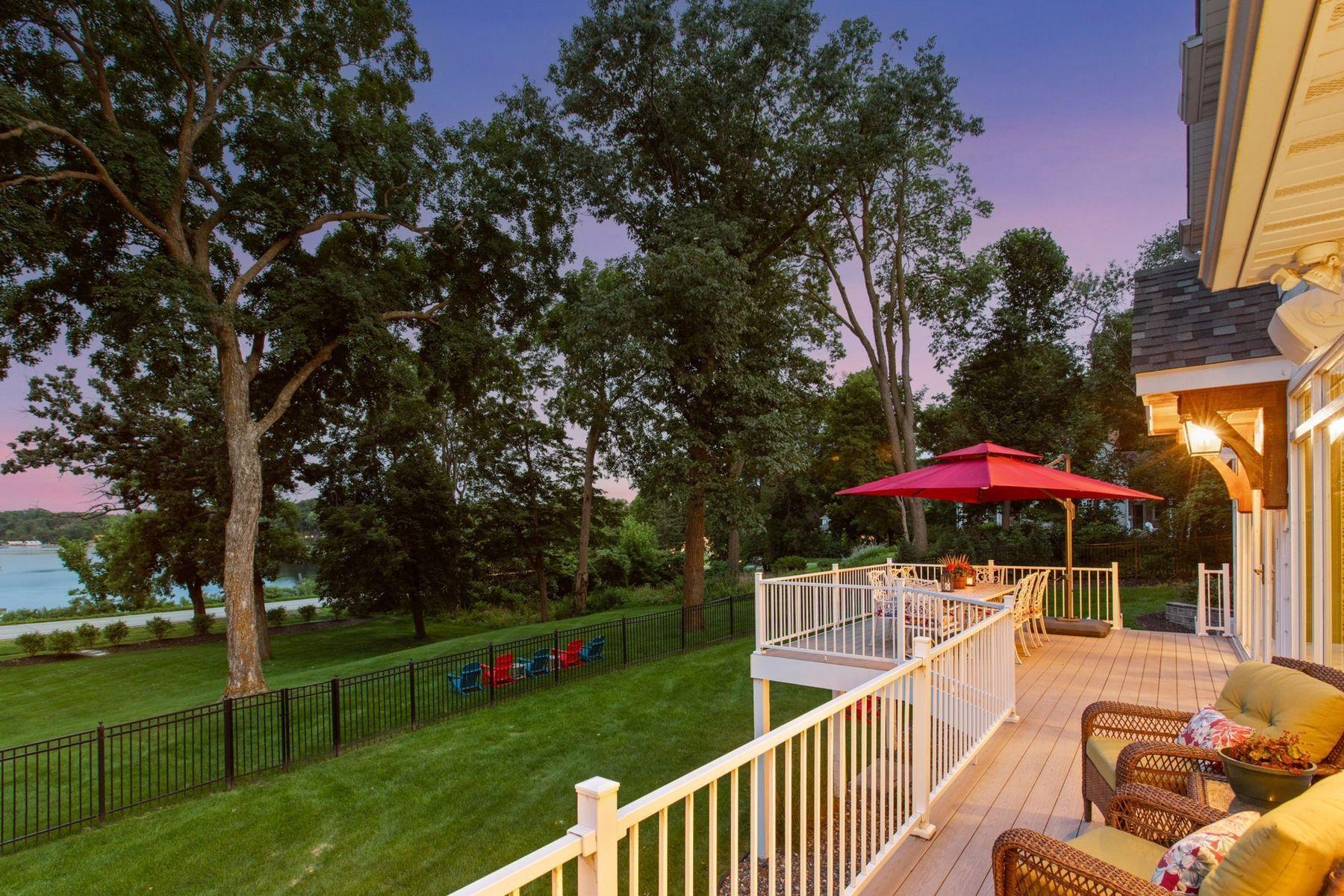 3017 Brooks Lane