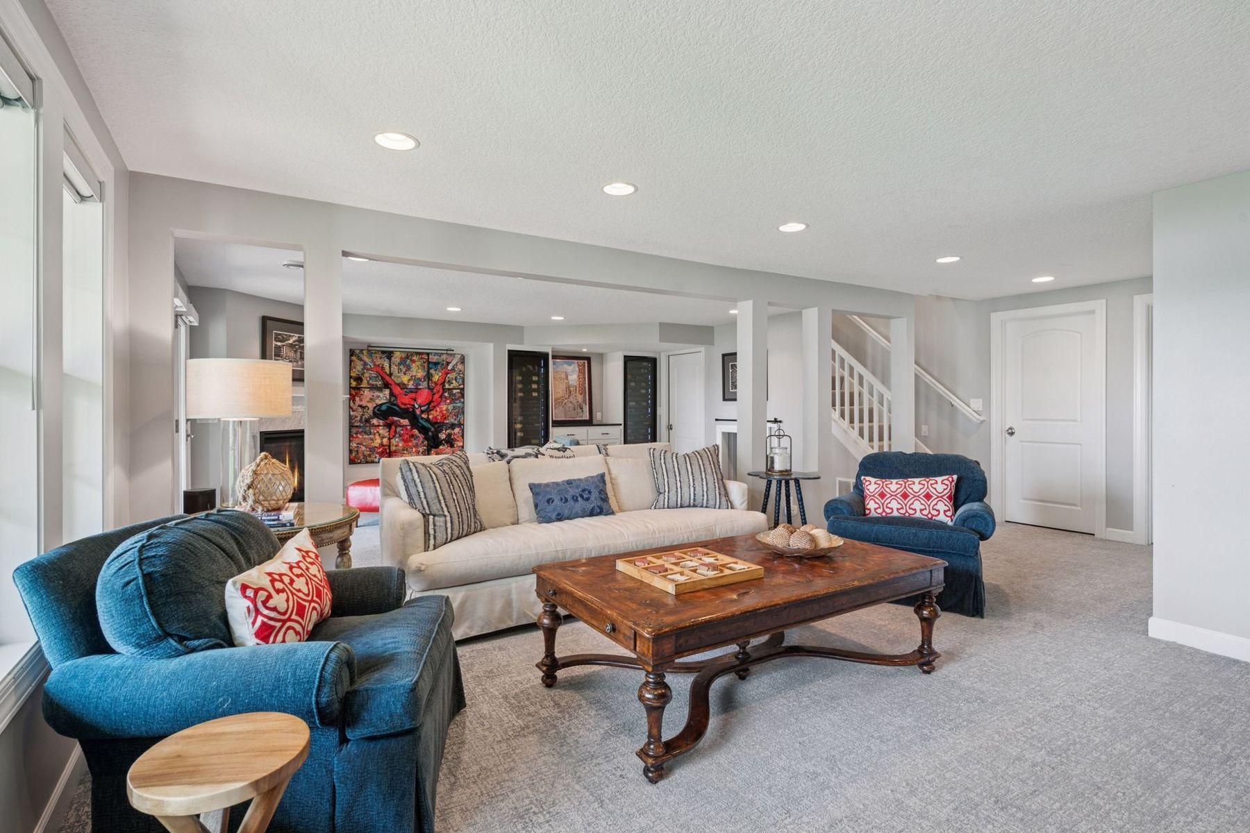 3017 Brooks Lane