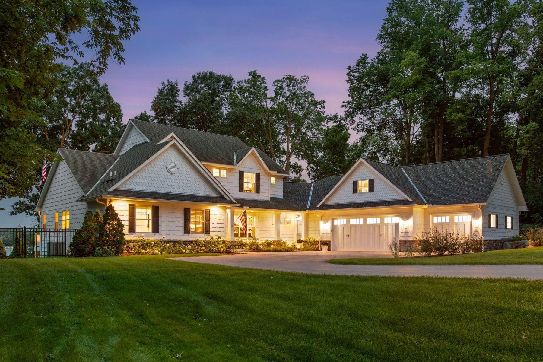 3017 Brooks Lane